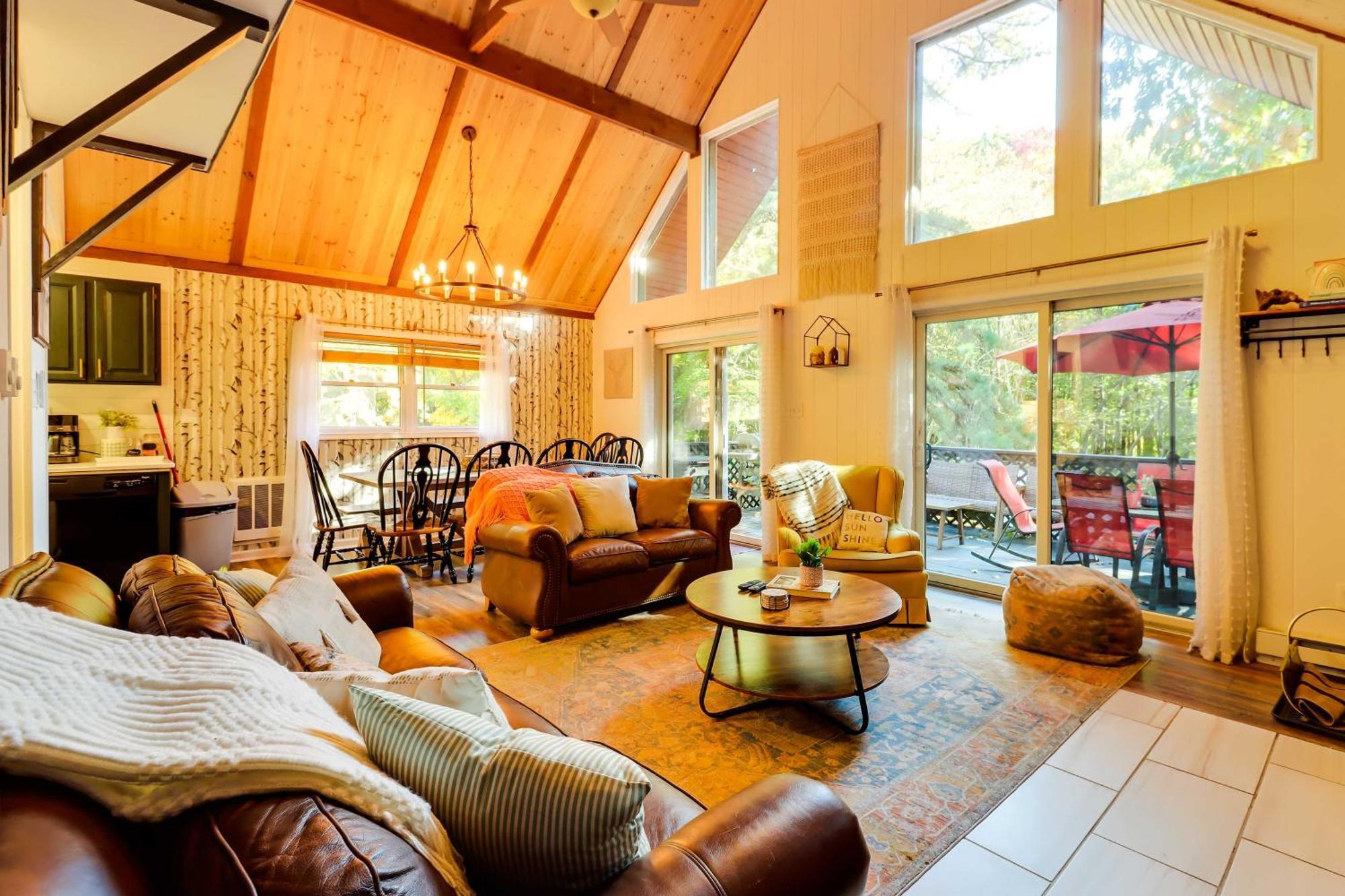 Poconos Ski Retreat With Sauna, Hot Tub, And Game Room ليك هارمونى المظهر الخارجي الصورة